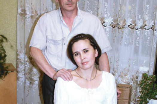 «Серләрен үзләре белән алып киттеләр»: Балтачта яшәүче ир хатынын балта белән сугып үтергән, үзе асылынган