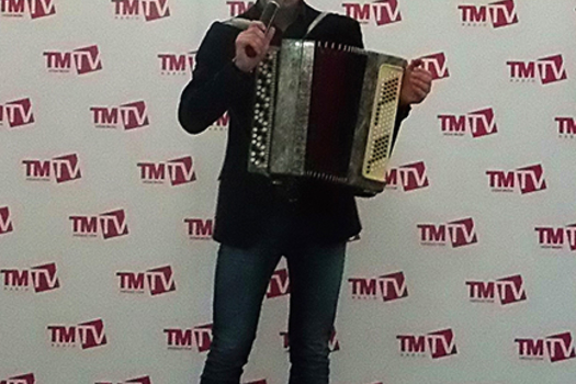 Син дә булырсың җырчы, мин дә булырмын җырчы
