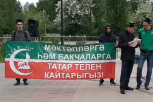 «Фронт сызыгы мәктәпләр аша үтә»