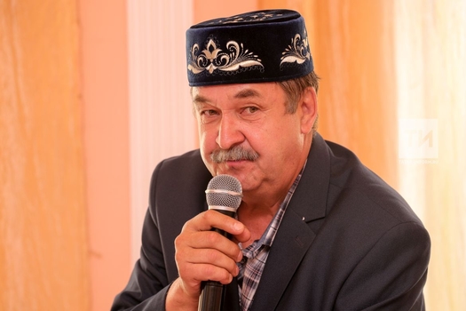«Татар теле белән кая барып була, дисәләр, «Әнә, Ләбиб Лерон» дип кенә әйтәсе...»