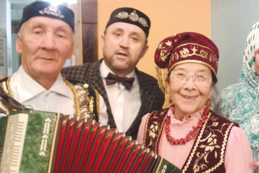 «Үз хезмәтебез өчен бер тиен акча алган булмады»
