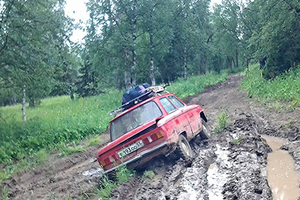 Чокырга төшмә!