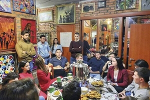 «Татар яшьләренең оялмыйча татар телендә сөйләшүләрен күрәсем килә»