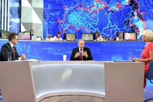 «Ил бер проблемалар белән яши, түрәләр башкалары турында сөйли»