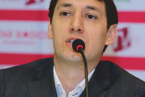 Фирдүс Тямаев: «Безнең иҗатка кысылганчы, «власть» авылларны карасын!»